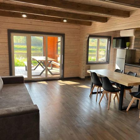 Guesthouse On The Lake With Bathhouse 70 Km From Kiev Makariv Bagian luar foto