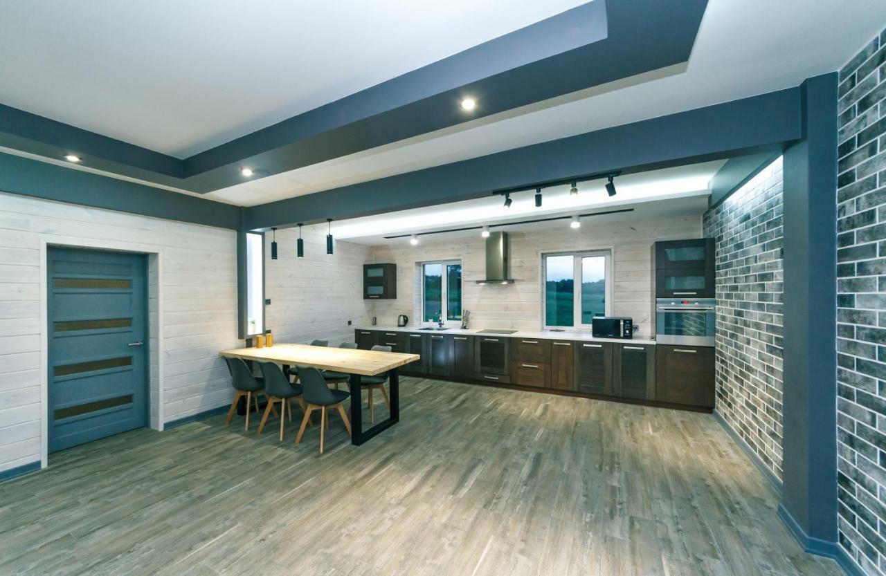 Guesthouse On The Lake With Bathhouse 70 Km From Kiev Makariv Bagian luar foto