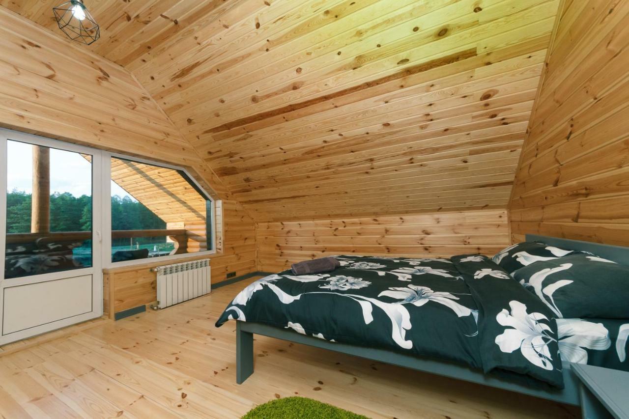Guesthouse On The Lake With Bathhouse 70 Km From Kiev Makariv Bagian luar foto