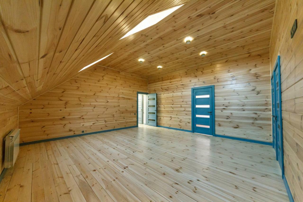 Guesthouse On The Lake With Bathhouse 70 Km From Kiev Makariv Bagian luar foto