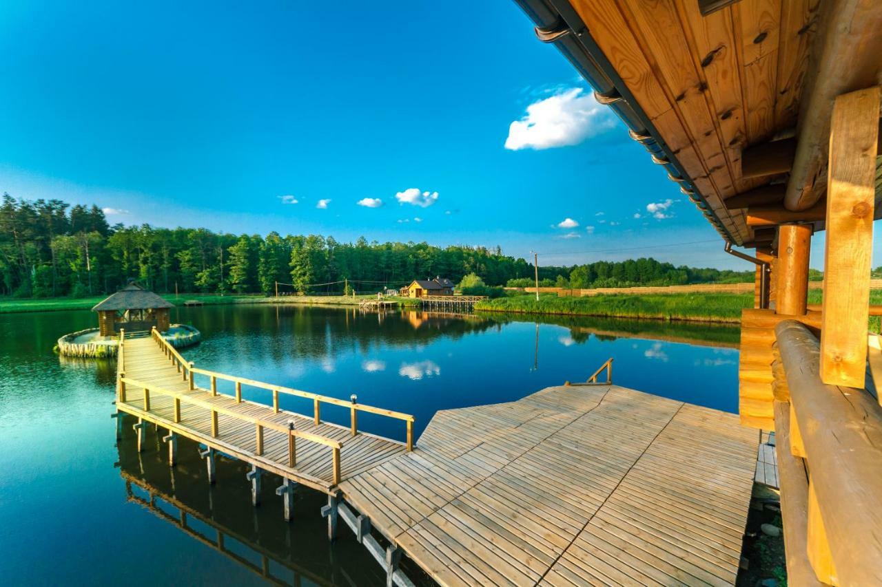 Guesthouse On The Lake With Bathhouse 70 Km From Kiev Makariv Bagian luar foto