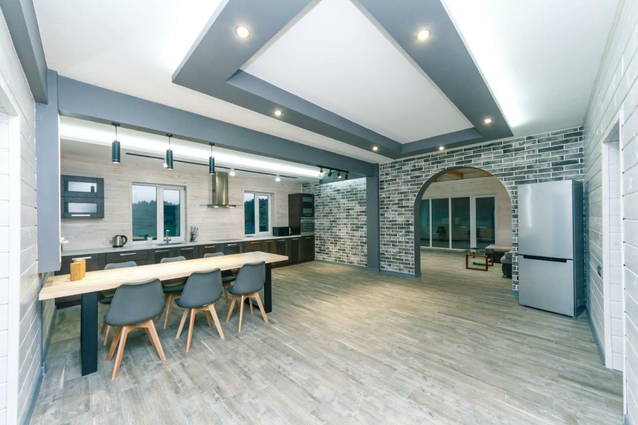 Guesthouse On The Lake With Bathhouse 70 Km From Kiev Makariv Bagian luar foto