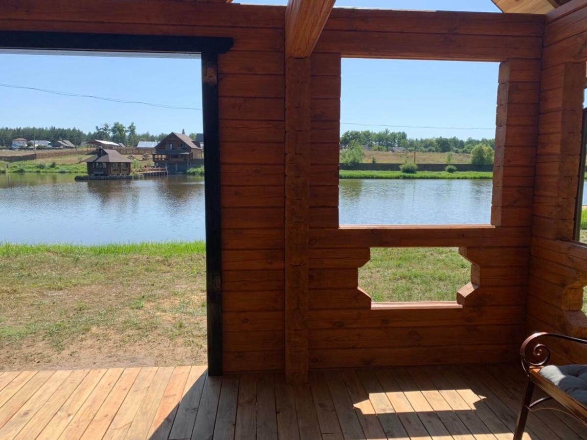 Guesthouse On The Lake With Bathhouse 70 Km From Kiev Makariv Bagian luar foto